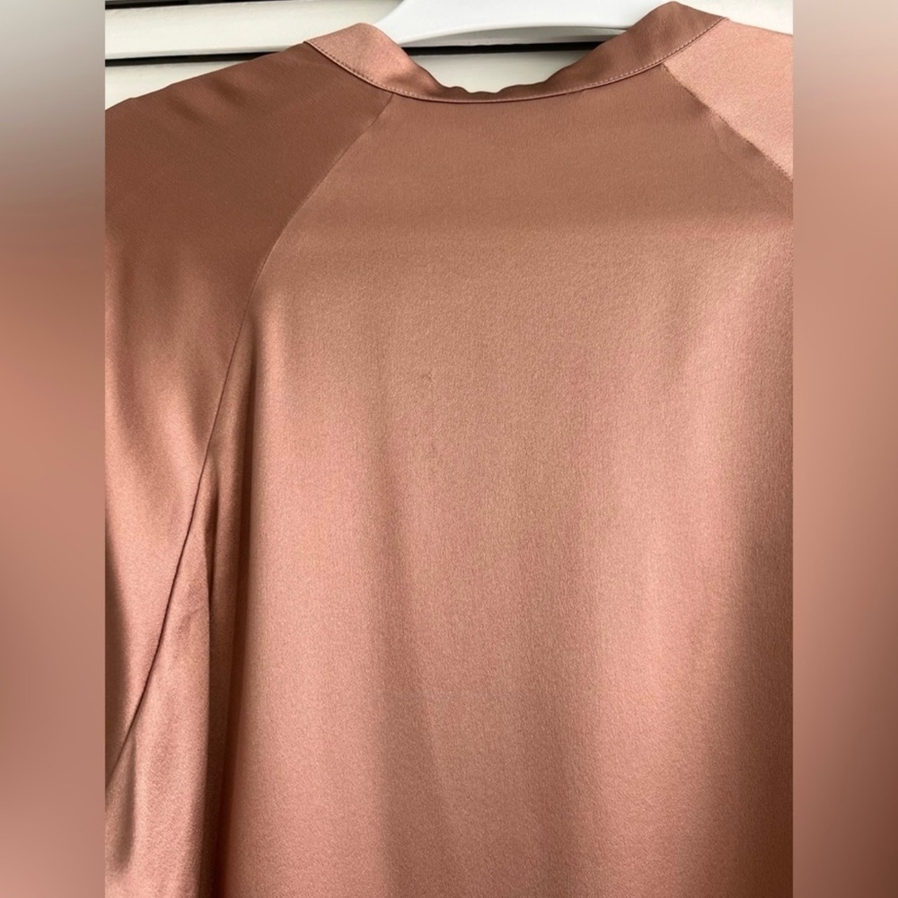 Vince Long sleeve 100% Silk Blouse - Picture 4 of 10